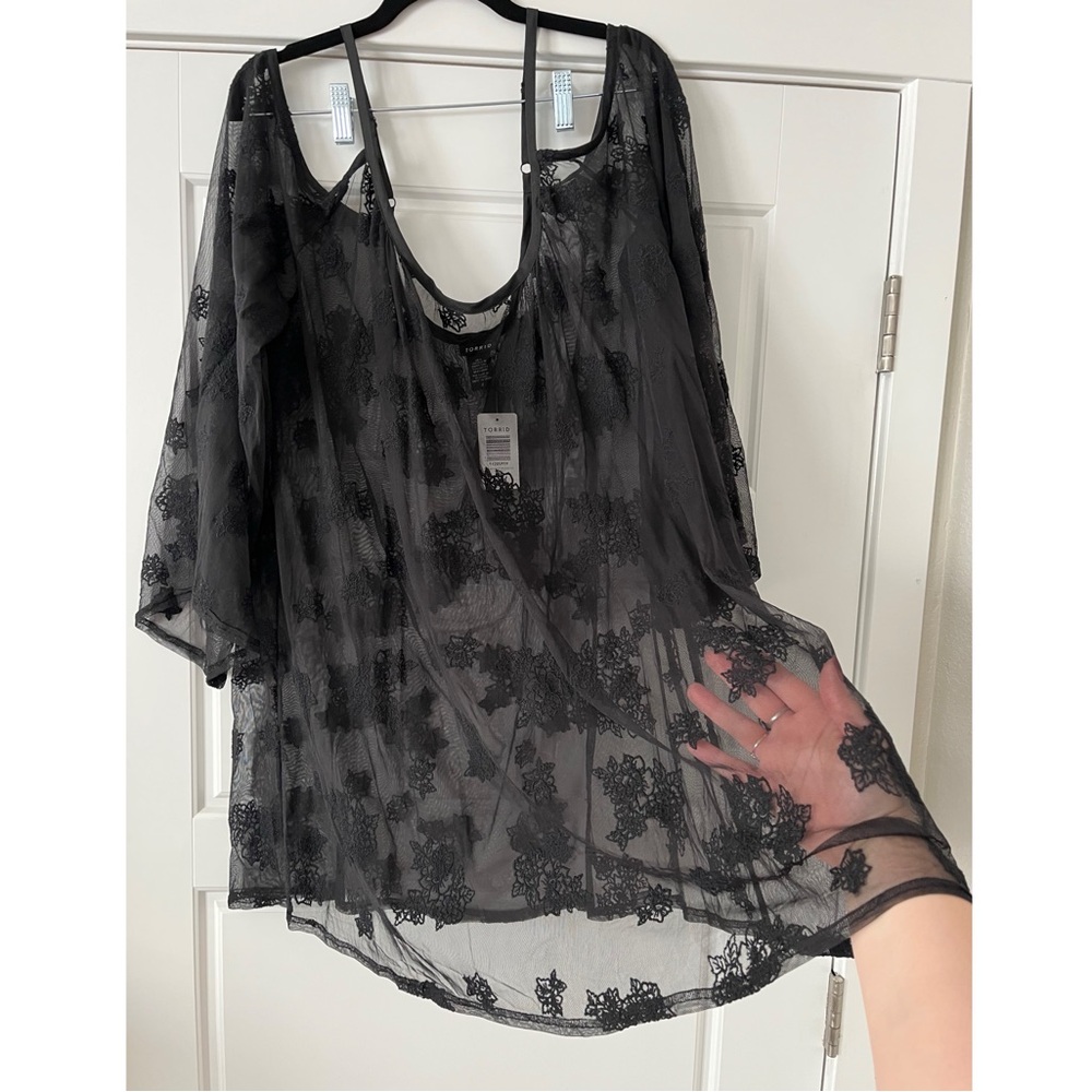 NWT Torrid Plus Size 2x Black Sheer Lace Blouse with Bell Sleeve & Cold Shoulder - Picture 3 of 8